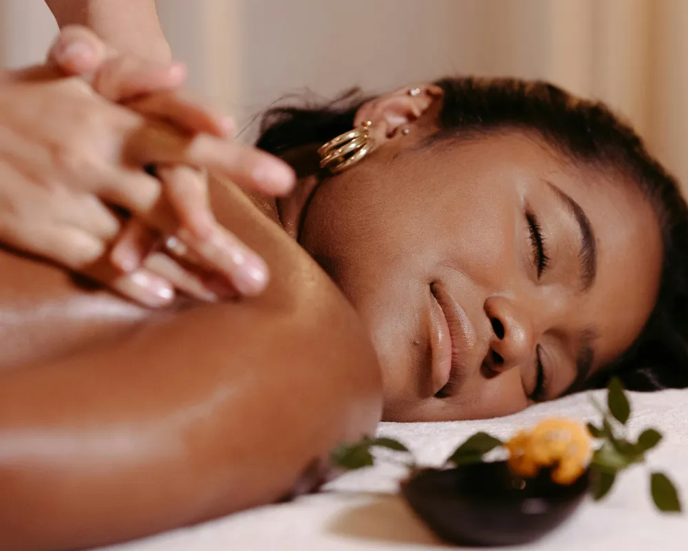 Chiropractic wellness care at Hunt Holistic Chiropractic in Lutz, FL